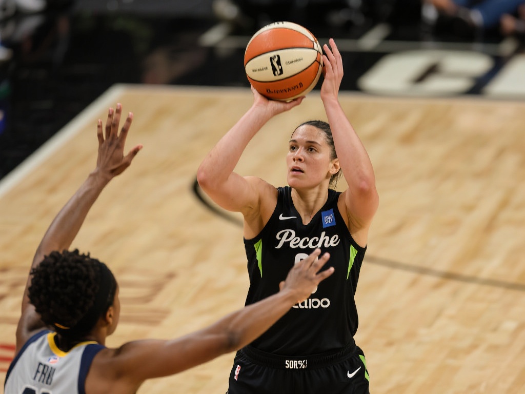 四队之间的 四队之间的