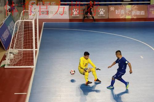 十四运群众比赛足球项目五人制足球男子甲组城市街道（社区）组比赛在宁夏银川开赛